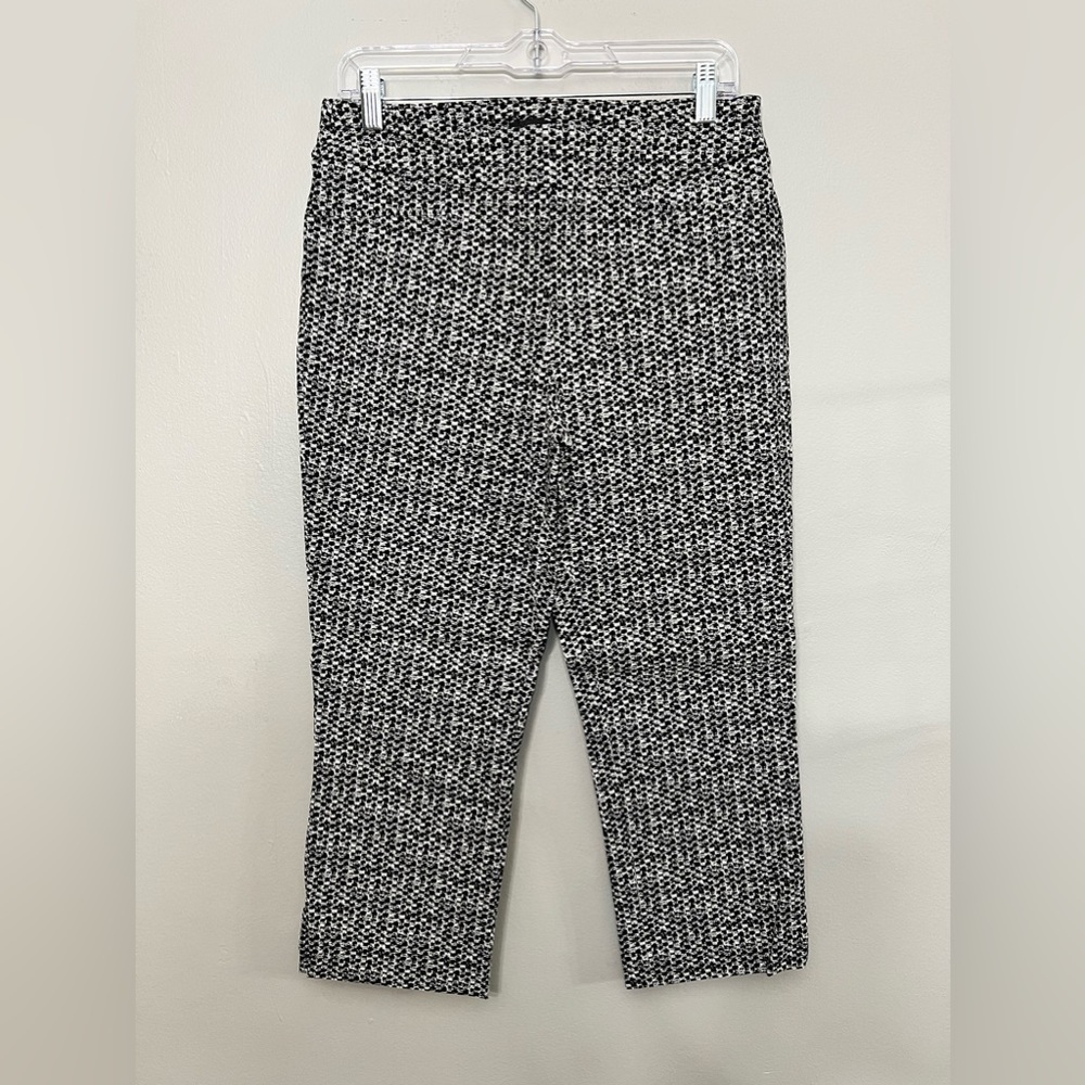 Hillary Radley Women’s Capri Pants Size Medium